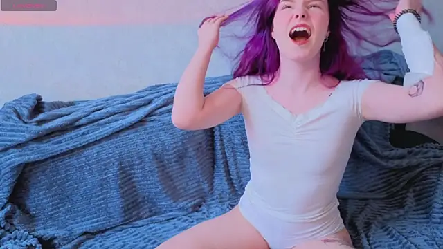 Snapshot of Julia_Anis chatting on 03-24-26, 05:01 Julia Anis online show from 03-24-26, 05:01