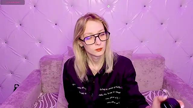 Akiro Kim7 online show from 03-24-26, 01:54