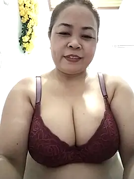 Snapshot of Baby-bigtits2026 chatting on 04-11-26, 10:19 Baby-bigtits2026 online show from 04-11-26, 10:19
