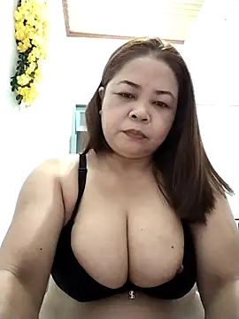 Snapshot of Baby-bigtits2026 chatting on 04-15-26, 09:37 Baby-bigtits2026 online show from 04-15-26, 09:37