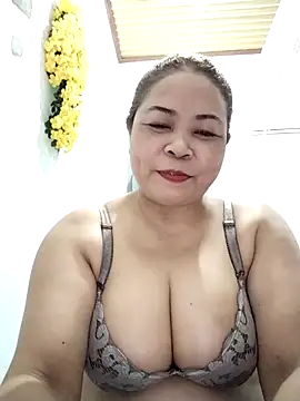 Snapshot of Baby-bigtits2026 chatting on 04-21-26, 10:21 Baby-bigtits2026 online show from 04-21-26, 10:21