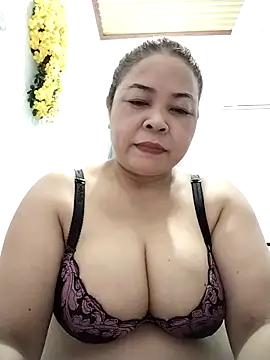 Snapshot of Baby-bigtits2026 chatting on 05-05-26, 10:12 Baby-bigtits2026 online show from 05-05-26, 10:12