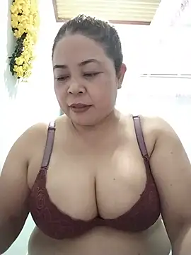 Snapshot of Baby-bigtits2026 chatting on 05-20-26, 10:21 Baby-bigtits2026 online show from 05-20-26, 10:21