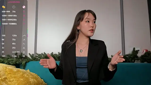 AdrianSpore online show from 02-10-26, 01:21