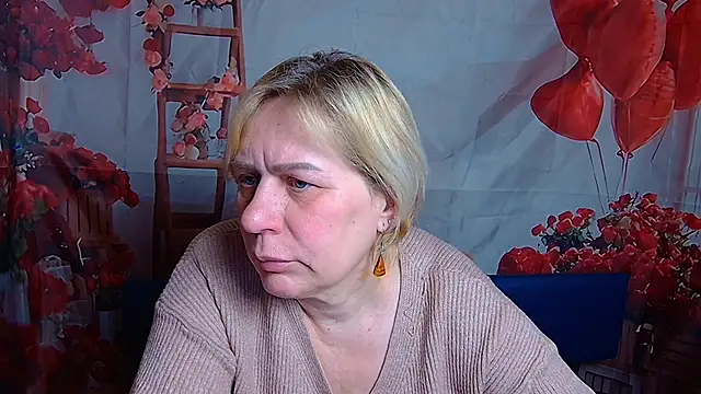 Snapshot of MarynaSpotif chatting on 02-12-26, 12:00 MarynaSpotif online show from 02-12-26, 12:00