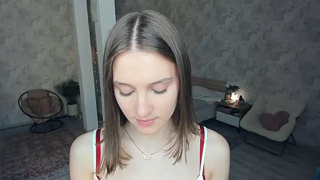 LianneBynon online show from 05-14-26, 08:32
