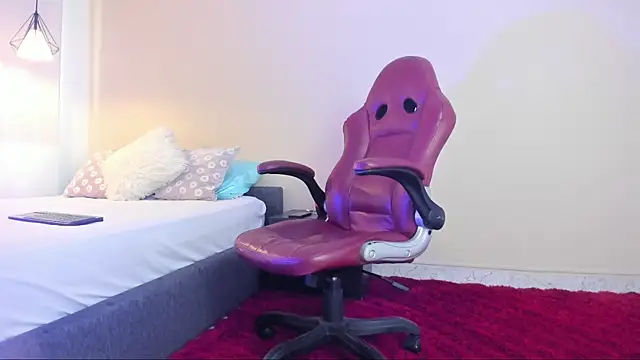 bellawild  online show from 03-14-26, 12:21