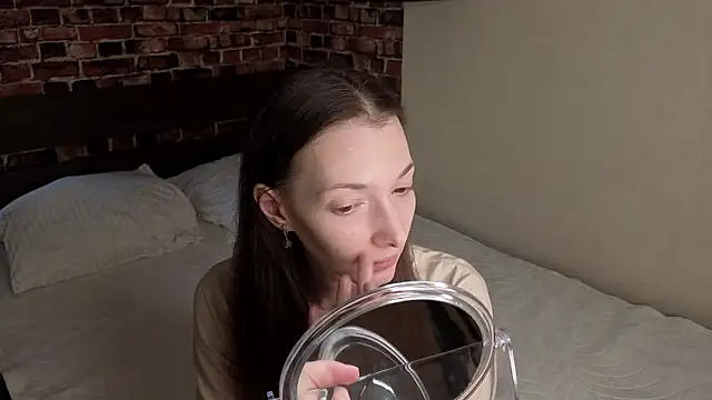 Snapshot of Lollyops chatting on 03-20-26, 02:05 Lollyops online show from 03-20-26, 02:05