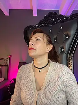 AmandaMilf   online show from 02-09-26, 02:54