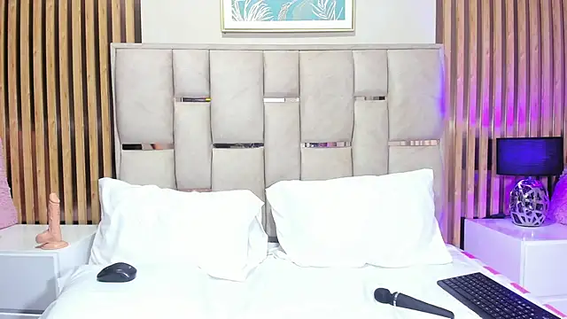 emma evanss   online show from 03-17-26, 11:46