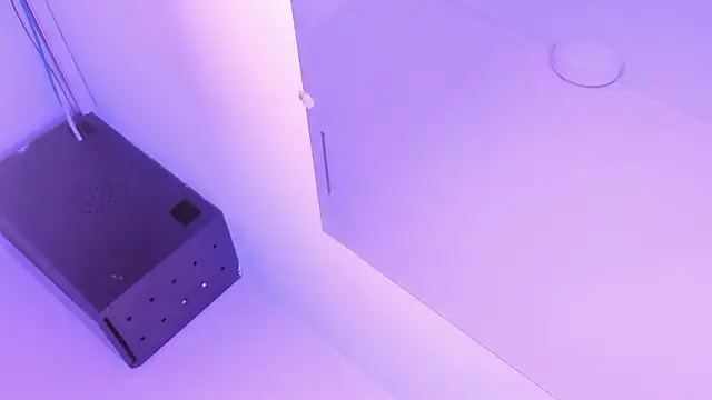 shantal cooper  online show from 03-08-26, 02:04