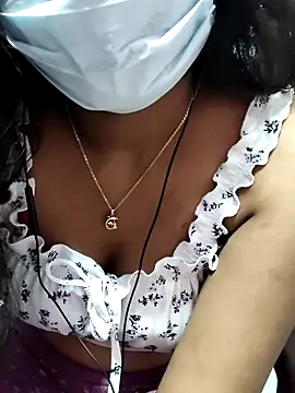 Nasha 04 online show from 03-26-26, 04:40