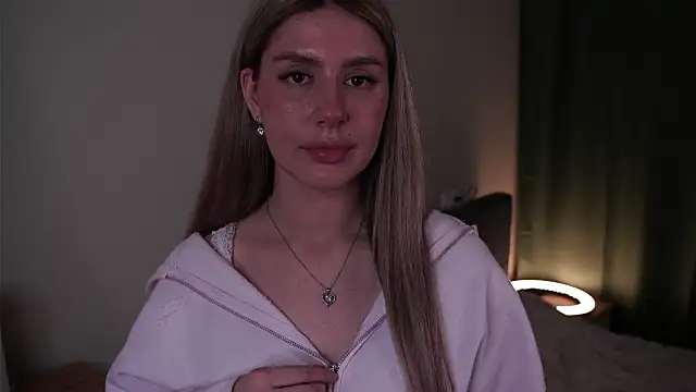 SandiCoutee online show from 02-02-26, 07:12