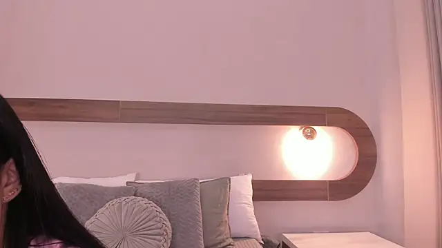 Violeta sum online show from 06-27-26, 12:44