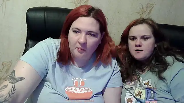 HollyXXXEva online show from 02-03-26, 05:40