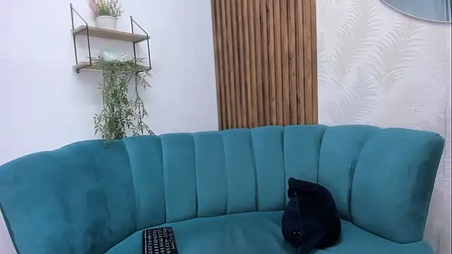 Angel Leewii online show from 02-07-26, 03:32