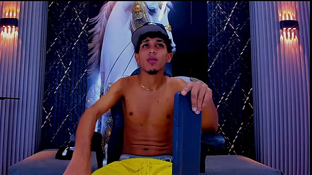 luis sex boy online show from 01-31-26, 08:07