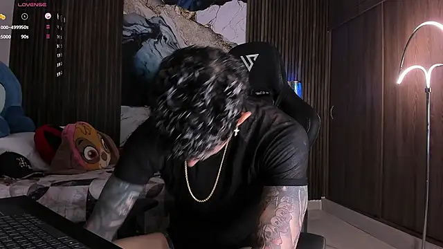 trisstann  online show from 03-19-26, 04:44