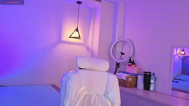 Sweet bellaa  online show from 05-16-26, 10:36