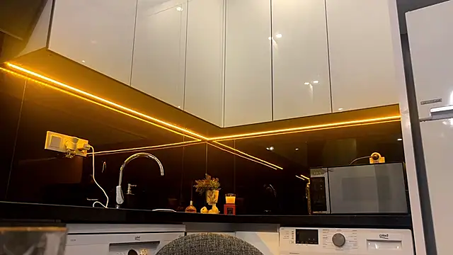 BlackFox V online show from 03-18-26, 09:07