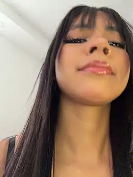 Snapshot of Chel__ chatting on 06-30-26, 06:53 Chel online show from 06-30-26, 06:53