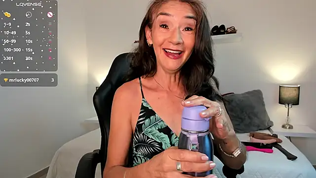 Emma Mendozaa online show from 05-05-26, 11:40