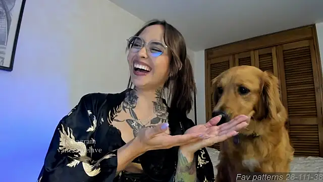 Vanessarte  online show from 05-15-26, 10:50