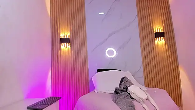 Christopher Hunter online show from 03-30-26, 03:51