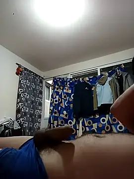 Snapshot of yas921223 chatting on 04-10-26, 09:30 yas921223 online show from 04-10-26, 09:30