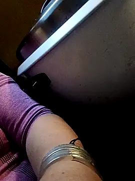 quynhbupbe11 online show from 03-13-26, 05:47