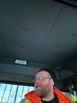 Snapshot of arcticman103 chatting on 03-20-26, 04:39 arcticman103 online show from 03-20-26, 04:39