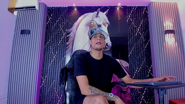 Snapshot of the_knights_of_the_night chatting on 03-19-26, 02:15 the knights of the night online show from 03-19-26, 02:15