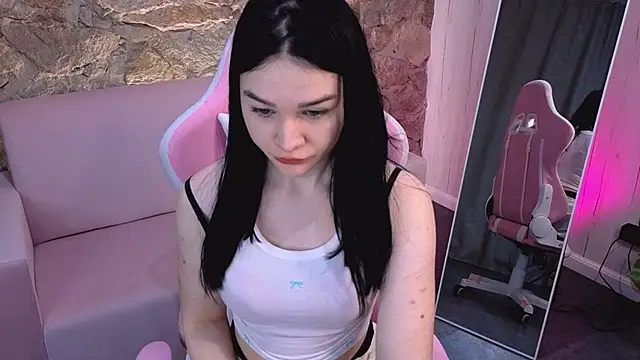 JadeCharm online show from 02-06-26, 08:51