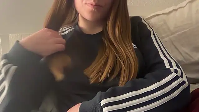 Lucyschickt online show from 02-26-26, 05:45