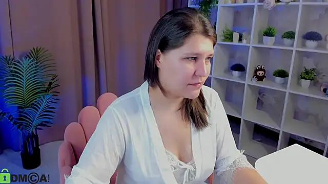 Snapshot of helenahoff chatting on 03-09-26, 04:05 helenahoff online show from 03-09-26, 04:05