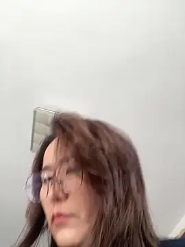 Youyou 12 online show from 02-06-26, 06:51