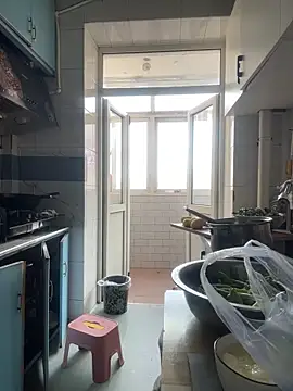 Youyou 12 online show from 03-05-26, 01:01