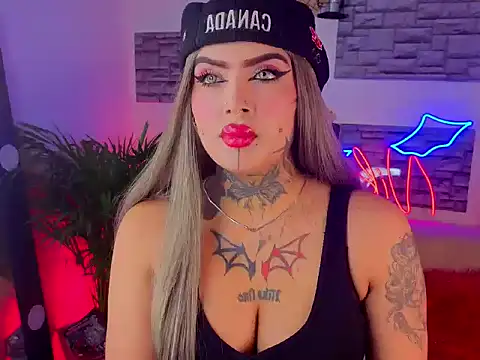 Niki adams001 online show from 02-06-26, 09:40