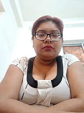 Elie Hallway online show from 02-03-26, 05:38