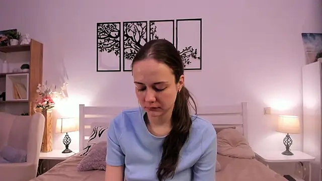 MalvinaTrafford online show from 05-09-26, 08:36