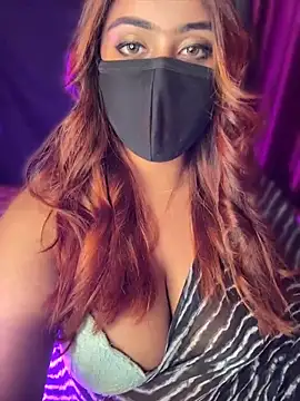 queen-panda online show from 05-19-26, 06:36