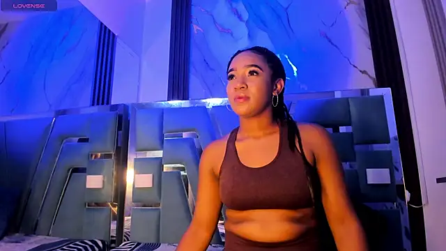 emii brown online show from 05-05-26, 01:35