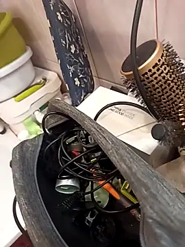 Snapshot of RedDadd86 chatting on 02-23-26, 02:31 RedDadd86 online show from 02-23-26, 02:31