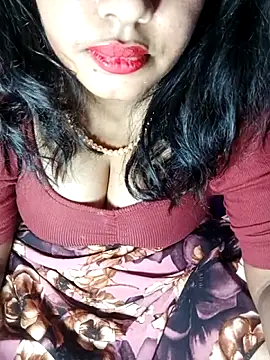 Snapshot of Maya-2010 chatting on 01-31-26, 07:11 Maya-2010 online show from 01-31-26, 07:11