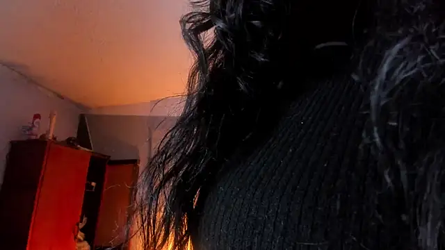 Snapshot of nova_scarlett chatting on 03-05-26, 01:29 nova scarlett online show from 03-05-26, 01:29