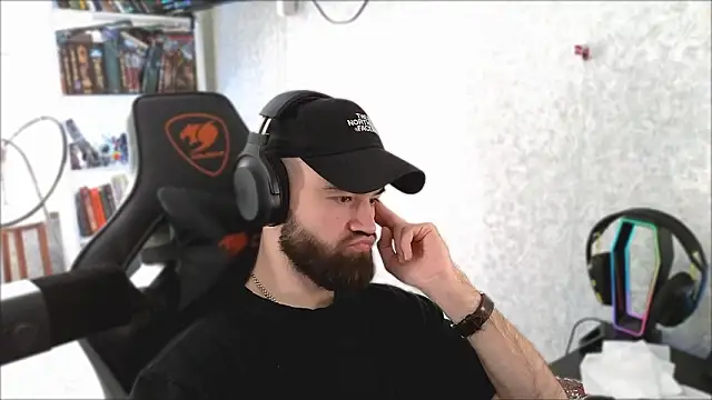  Mostly  online show from 03-04-26, 09:59