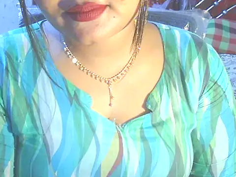 Snapshot of Nusrat_Faria chatting on 03-27-26, 05:12 Nusrat Faria online show from 03-27-26, 05:12