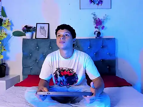 AlexDuMontt online show from 02-03-26, 08:03