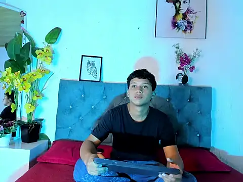 AlexDuMontt online show from 02-04-26, 07:20