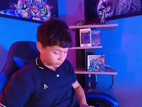 AlexDuMontt online show from 02-13-26, 03:35